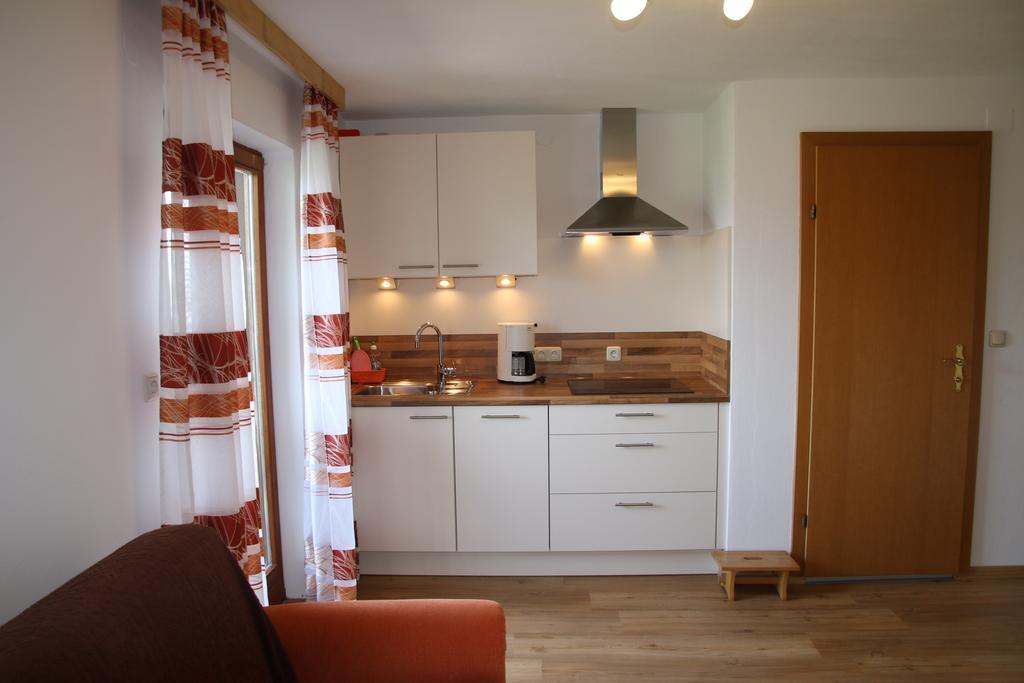 Nussbaumer Am Irrsee Farm stay *
