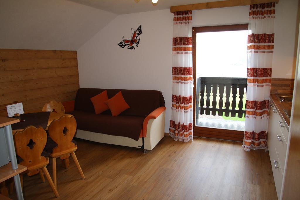 Farm stay Nussbaumer Am Irrsee