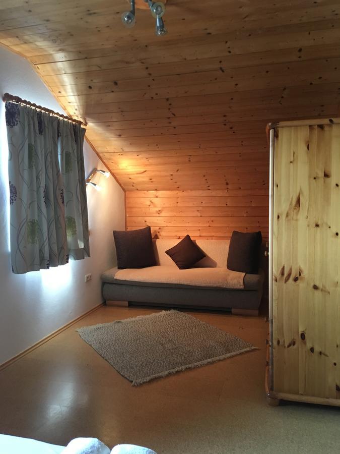 Nussbaumer Am Irrsee Farm stay *